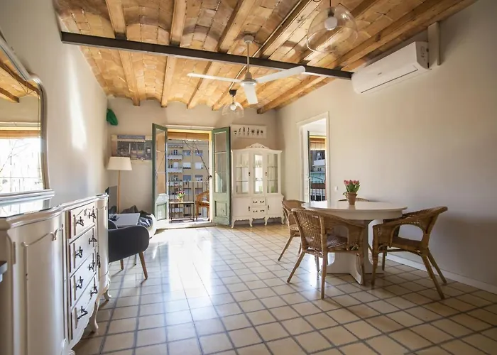 41cob1019- Charming Rustic *